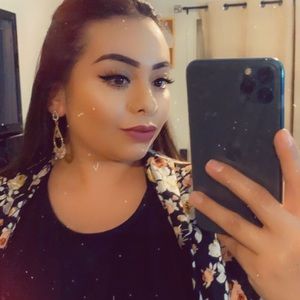 Meet your Posher, Jocelyn